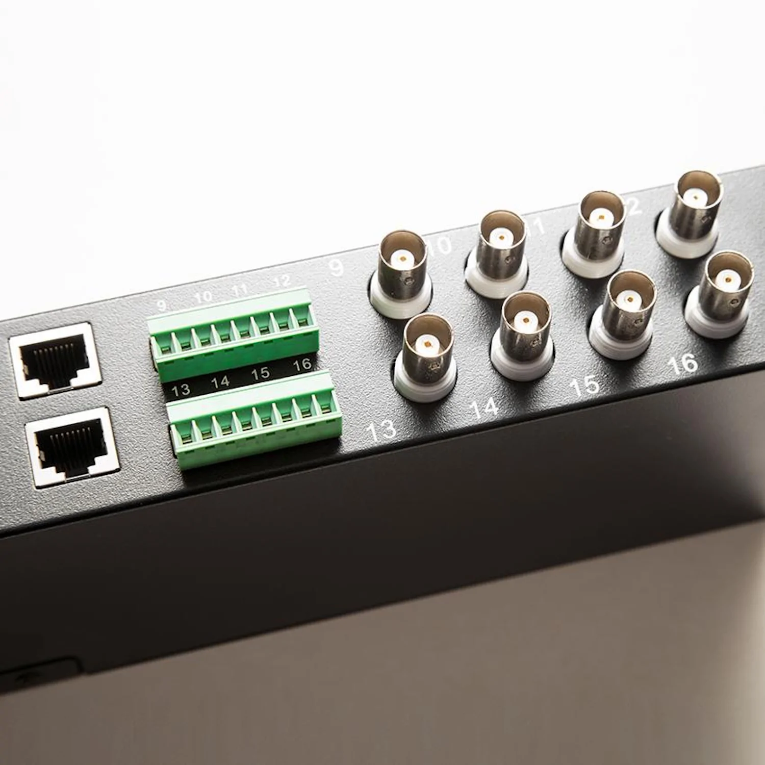 Balun Rack HDCVI Dahua para cámaras de seguridad y vigilancia SSTT - PFM809